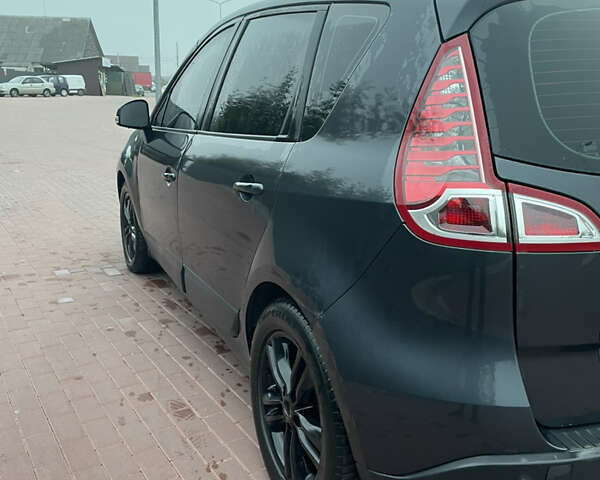 Рено Сценик, объемом двигателя 0 л и пробегом 289 тыс. км за 6599 $, фото 4 на Automoto.ua