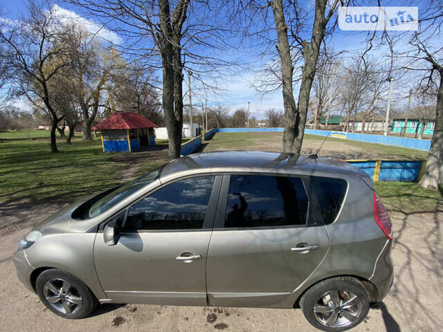 Рено Сценік, об'ємом двигуна 1.5 л та пробігом 224 тис. км за 7900 $, фото 6 на Automoto.ua