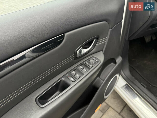 Рено Сценик, объемом двигателя 1.5 л и пробегом 257 тыс. км за 6999 $, фото 18 на Automoto.ua