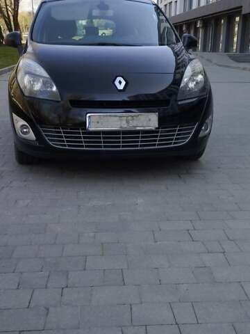 Рено Сценік, об'ємом двигуна 1.6 л та пробігом 320 тис. км за 7950 $, фото 2 на Automoto.ua