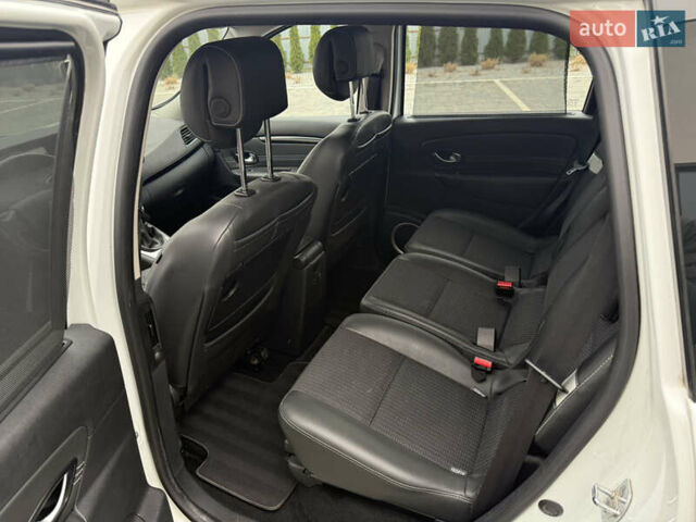 Рено Сценик, объемом двигателя 1.5 л и пробегом 257 тыс. км за 6999 $, фото 21 на Automoto.ua