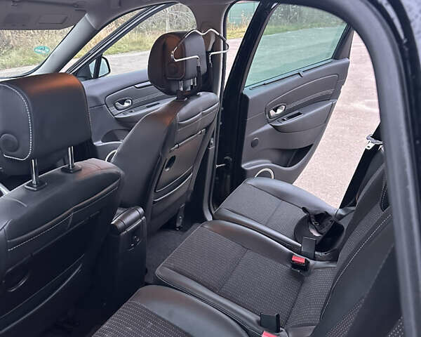 Рено Сценик 2011 в Ровно на Automoto.ua Рено Сценик, объемом двигателя 1.4 л и пробегом 146 тыс. км за 6300 $, фото 13 на Automoto.ua