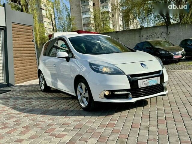 Рено Сценик, объемом двигателя 1.5 л и пробегом 196 тыс. км за 8799 $, фото 7 на Automoto.ua