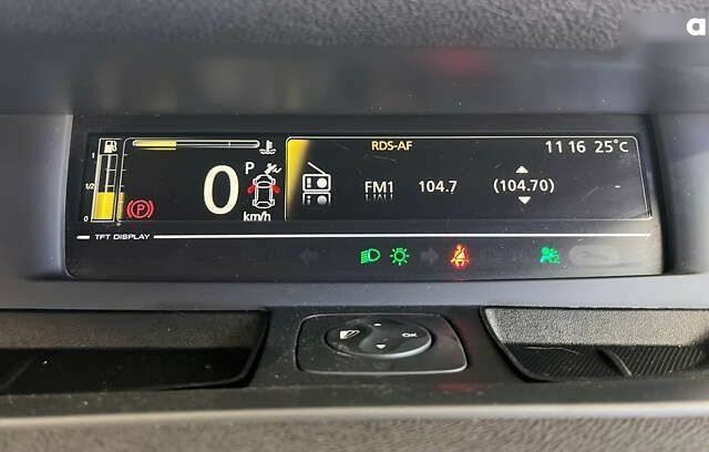 Рено Сценик, объемом двигателя 1.5 л и пробегом 175 тыс. км за 9950 $, фото 20 на Automoto.ua