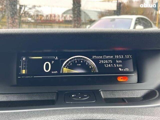 Рено Сценик, объемом двигателя 0 л и пробегом 292 тыс. км за 7800 $, фото 22 на Automoto.ua