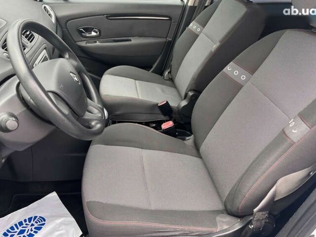 Рено Сценик, объемом двигателя 1.5 л и пробегом 175 тыс. км за 9950 $, фото 6 на Automoto.ua