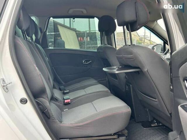 Рено Сценик, объемом двигателя 0 л и пробегом 292 тыс. км за 7800 $, фото 26 на Automoto.ua