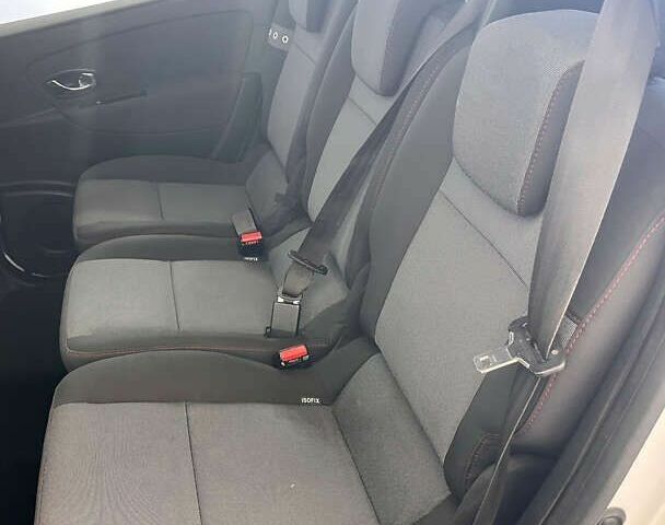 Рено Сценик, объемом двигателя 1.5 л и пробегом 175 тыс. км за 9950 $, фото 10 на Automoto.ua