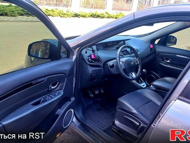 Рено Сценик, объемом двигателя 1.5 л и пробегом 189 тыс. км за 8500 $, фото 4 на Automoto.ua