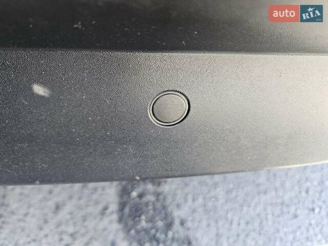 Рено Сценик, объемом двигателя 1.5 л и пробегом 176 тыс. км за 8450 $, фото 17 на Automoto.ua