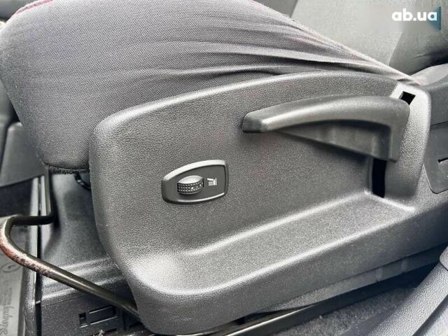 Рено Сценик, объемом двигателя 0 л и пробегом 292 тыс. км за 7800 $, фото 14 на Automoto.ua