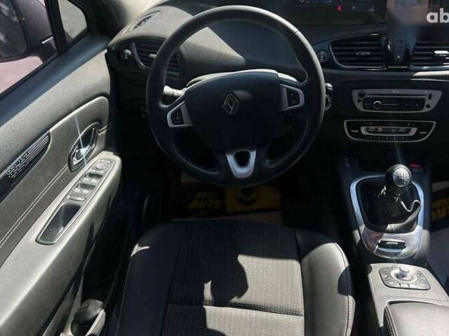 Рено Сценик, объемом двигателя 1.6 л и пробегом 195 тыс. км за 8000 $, фото 12 на Automoto.ua