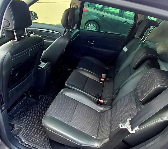 Рено Сценик, объемом двигателя 1.5 л и пробегом 189 тыс. км за 8500 $, фото 7 на Automoto.ua