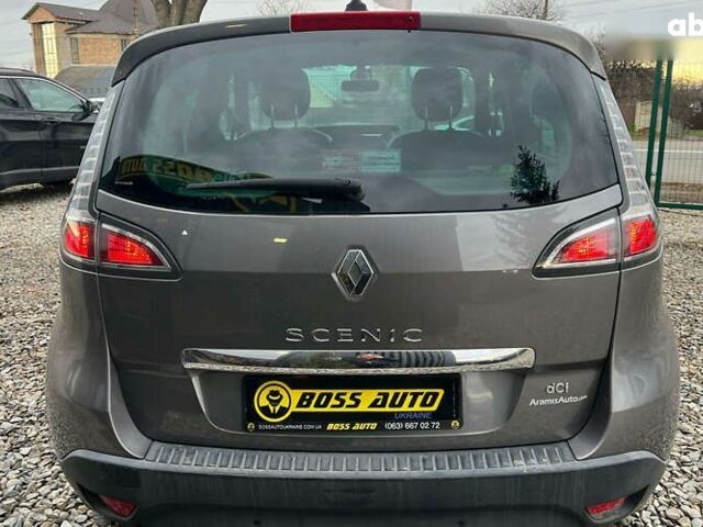 Рено Сценик, объемом двигателя 1.5 л и пробегом 226 тыс. км за 8900 $, фото 5 на Automoto.ua