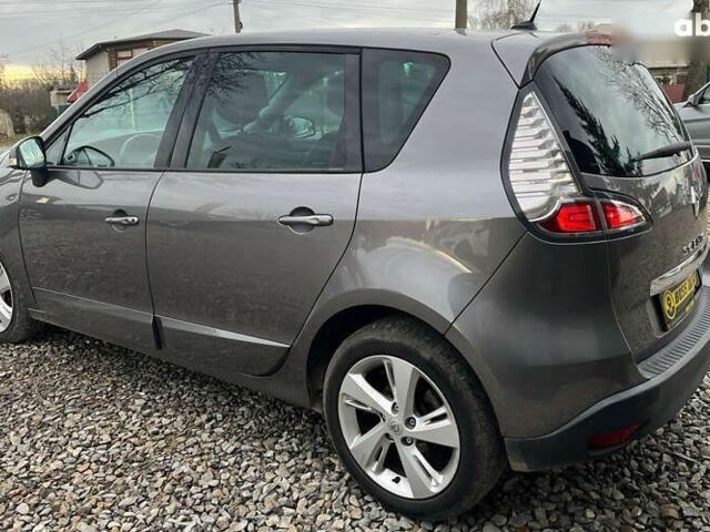 Рено Сценик, объемом двигателя 1.5 л и пробегом 226 тыс. км за 8900 $, фото 4 на Automoto.ua