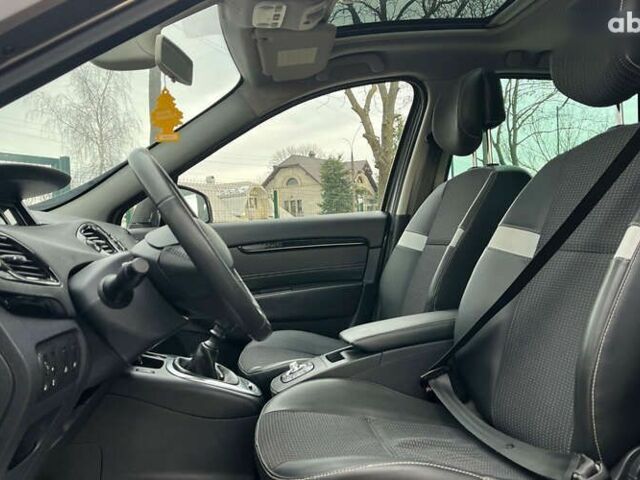 Рено Сценик, объемом двигателя 1.5 л и пробегом 226 тыс. км за 8900 $, фото 8 на Automoto.ua