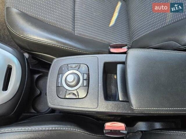 Рено Сценік, об'ємом двигуна 1.5 л та пробігом 176 тис. км за 7950 $, фото 13 на Automoto.ua
