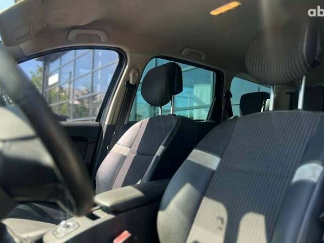 Рено Сценик, объемом двигателя 1.6 л и пробегом 195 тыс. км за 8000 $, фото 9 на Automoto.ua