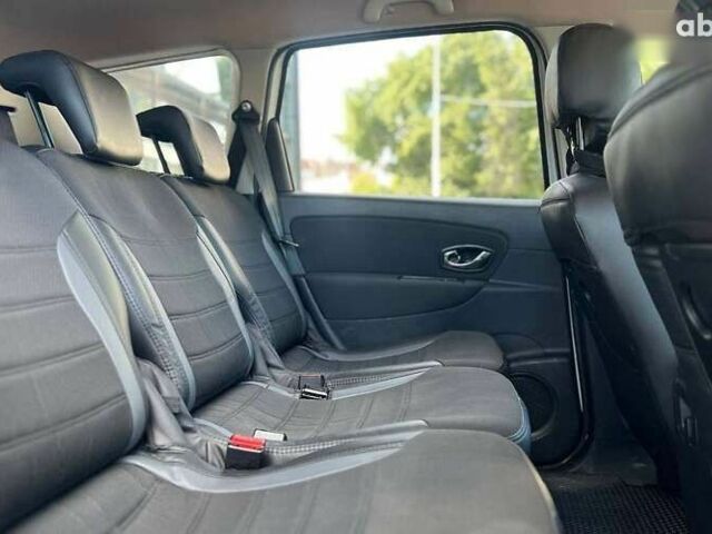 Рено Сценик, объемом двигателя 1.5 л и пробегом 200 тыс. км за 8990 $, фото 24 на Automoto.ua