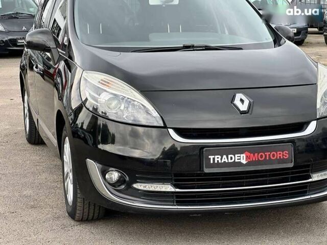 Рено Сценік 2012 у Києві на Automoto.ua Рено Сценік, об'ємом двигуна 1.5 л та пробігом 328 тис. км за 7490 $, фото 2 на Automoto.ua