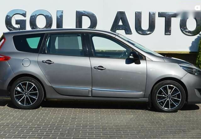 Рено Сценик, объемом двигателя 1.6 л и пробегом 272 тыс. км за 7999 $, фото 9 на Automoto.ua