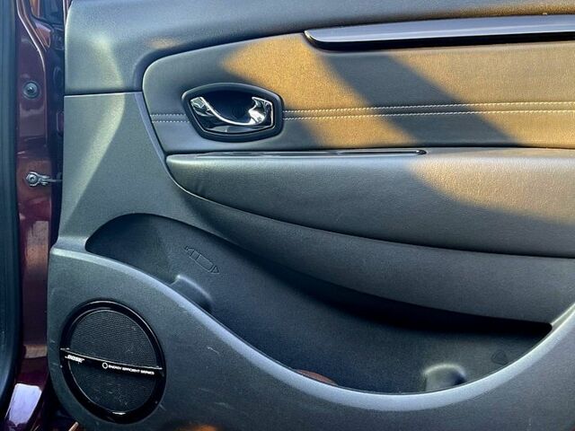 Рено Сценік, об'ємом двигуна 1.6 л та пробігом 280 тис. км за 8700 $, фото 4 на Automoto.ua