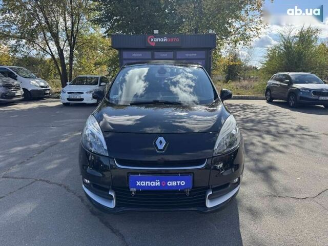 Рено Сценик, объемом двигателя 1.5 л и пробегом 184 тыс. км за 8900 $, фото 1 на Automoto.ua