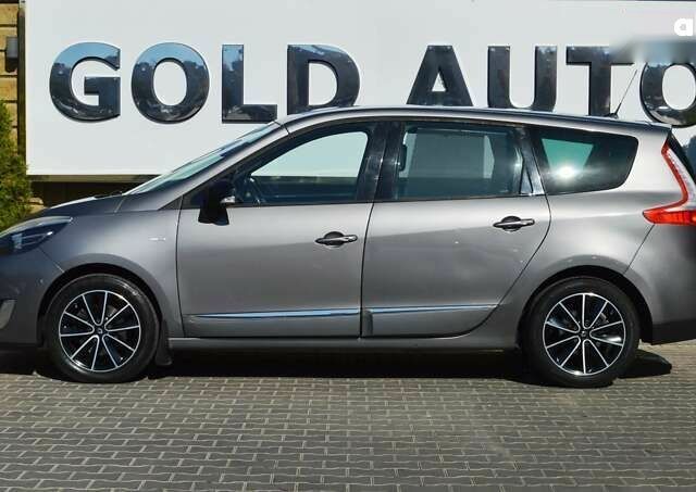 Рено Сценик, объемом двигателя 1.6 л и пробегом 272 тыс. км за 7999 $, фото 5 на Automoto.ua