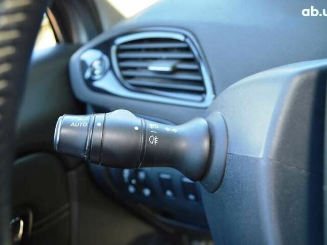 Рено Сценик, объемом двигателя 1.6 л и пробегом 272 тыс. км за 7999 $, фото 21 на Automoto.ua