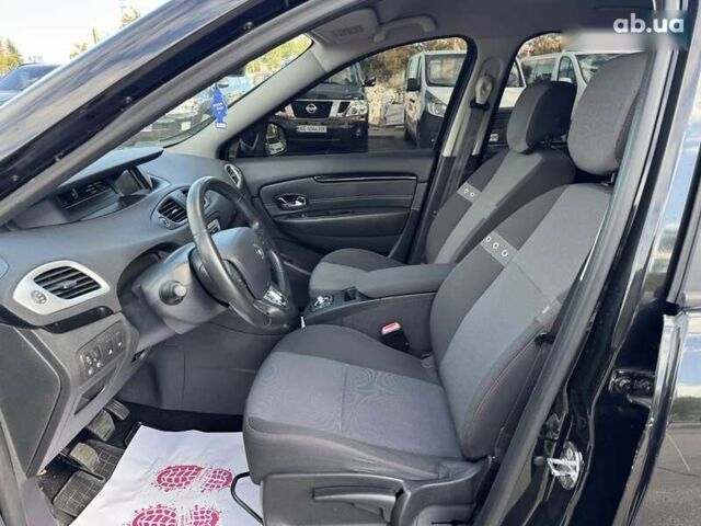 Рено Сценик, объемом двигателя 1.5 л и пробегом 184 тыс. км за 8900 $, фото 13 на Automoto.ua