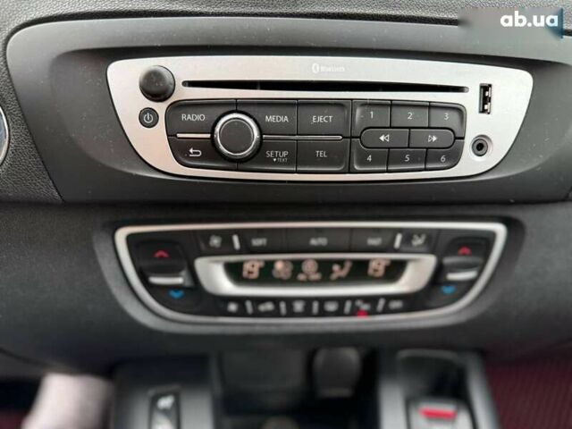 Рено Сценик, объемом двигателя 1.5 л и пробегом 254 тыс. км за 6990 $, фото 26 на Automoto.ua