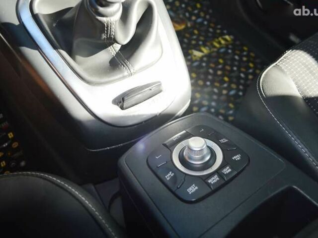 Рено Сценик, объемом двигателя 1.6 л и пробегом 272 тыс. км за 7999 $, фото 29 на Automoto.ua