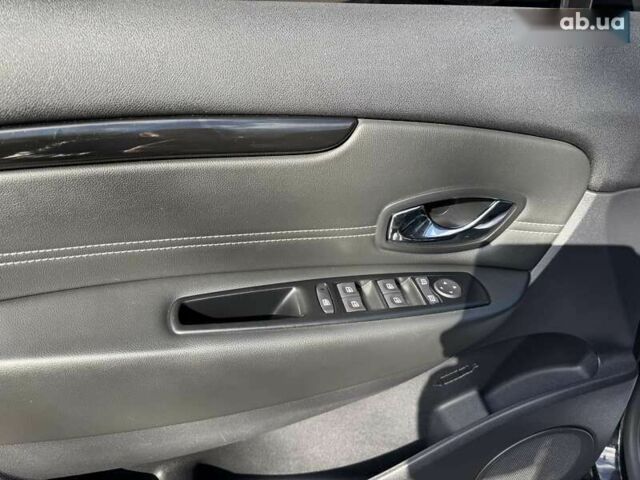 Рено Сценик, объемом двигателя 1.5 л и пробегом 184 тыс. км за 8900 $, фото 9 на Automoto.ua