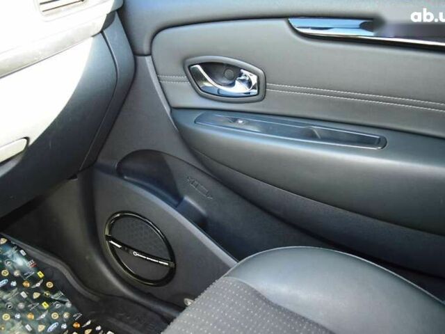 Рено Сценик, объемом двигателя 1.6 л и пробегом 272 тыс. км за 7999 $, фото 28 на Automoto.ua