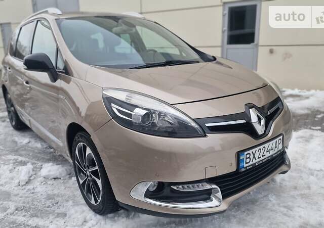 Рено Сценік, об'ємом двигуна 1.46 л та пробігом 316 тис. км за 9000 $, фото 4 на Automoto.ua