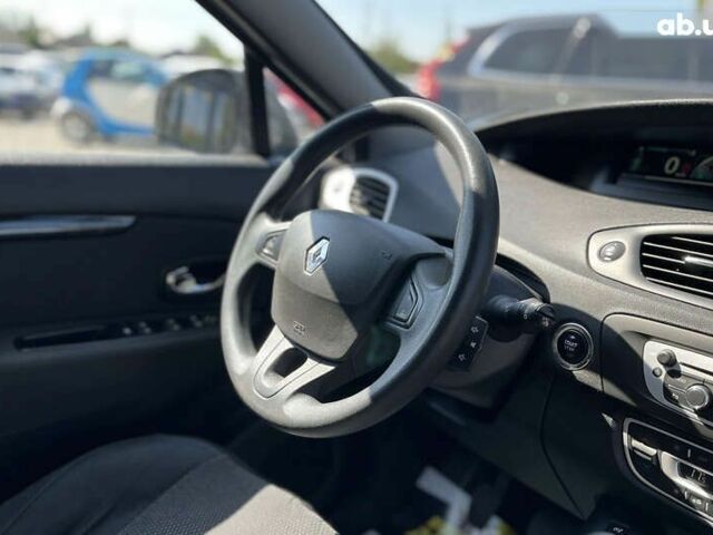 Рено Сценик, объемом двигателя 1.5 л и пробегом 200 тыс. км за 9700 $, фото 27 на Automoto.ua