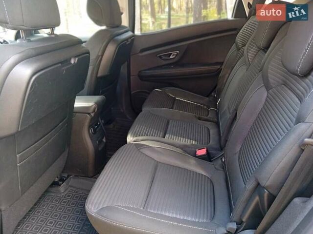 Рено Сценик, объемом двигателя 1.46 л и пробегом 220 тыс. км за 14000 $, фото 11 на Automoto.ua