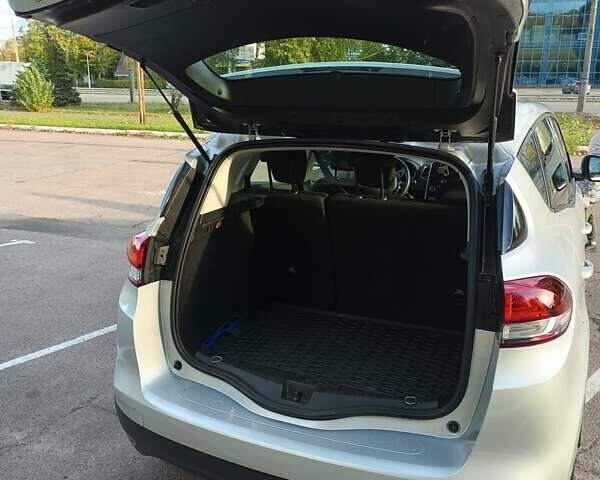 Рено Сценік, об'ємом двигуна 1.46 л та пробігом 198 тис. км за 14200 $, фото 20 на Automoto.ua