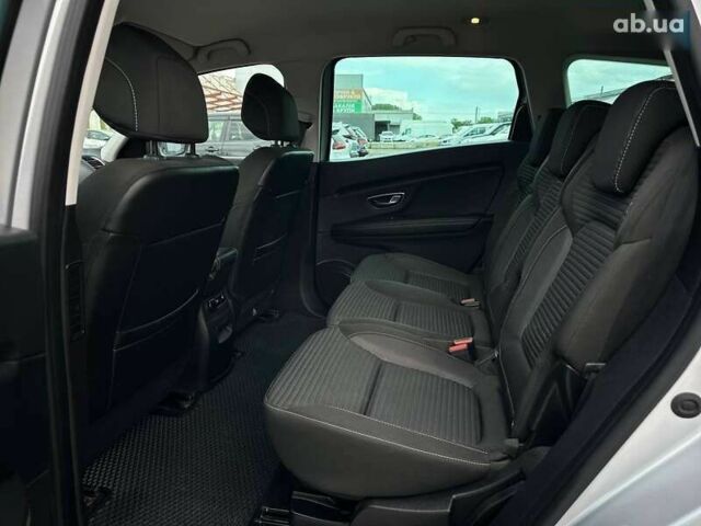 Рено Сценик, объемом двигателя 1.8 л и пробегом 169 тыс. км за 14990 $, фото 20 на Automoto.ua