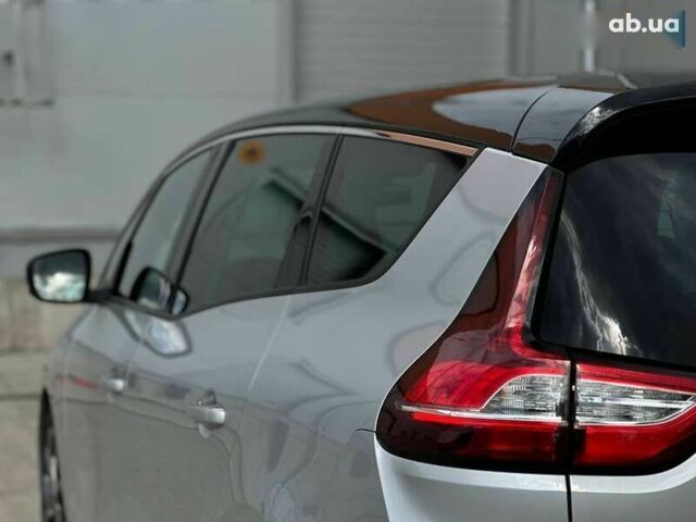 Рено Сценик, объемом двигателя 1.8 л и пробегом 169 тыс. км за 14990 $, фото 11 на Automoto.ua