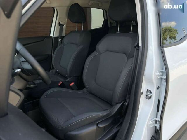 Рено Сценик, объемом двигателя 1.7 л и пробегом 196 тыс. км за 15155 $, фото 25 на Automoto.ua