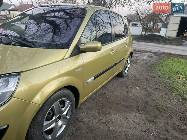 Жовтий Рено Сценік, об'ємом двигуна 1.6 л та пробігом 277 тис. км за 3900 $, фото 2 на Automoto.ua