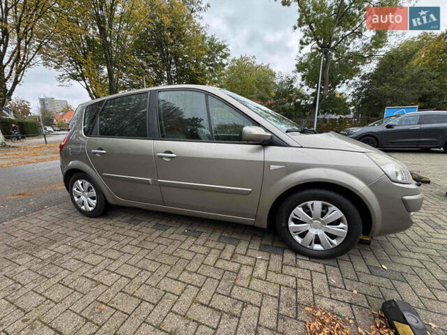 Жовтий Рено Сценік, об'ємом двигуна 1.6 л та пробігом 268 тис. км за 5400 $, фото 3 на Automoto.ua