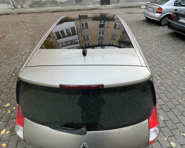 Жовтий Рено Сценік, об'ємом двигуна 1.6 л та пробігом 268 тис. км за 5400 $, фото 12 на Automoto.ua