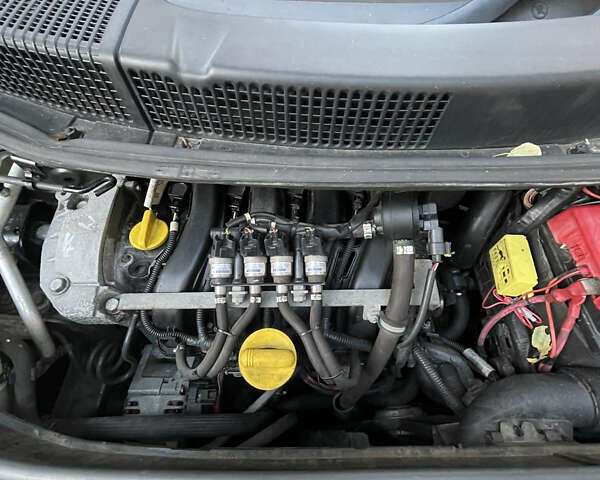 Жовтий Рено Сценік, об'ємом двигуна 1.6 л та пробігом 268 тис. км за 5400 $, фото 29 на Automoto.ua