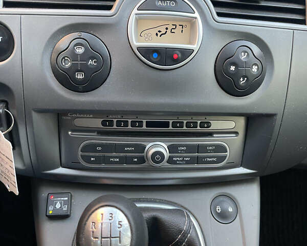 Жовтий Рено Сценік, об'ємом двигуна 1.6 л та пробігом 268 тис. км за 5400 $, фото 32 на Automoto.ua