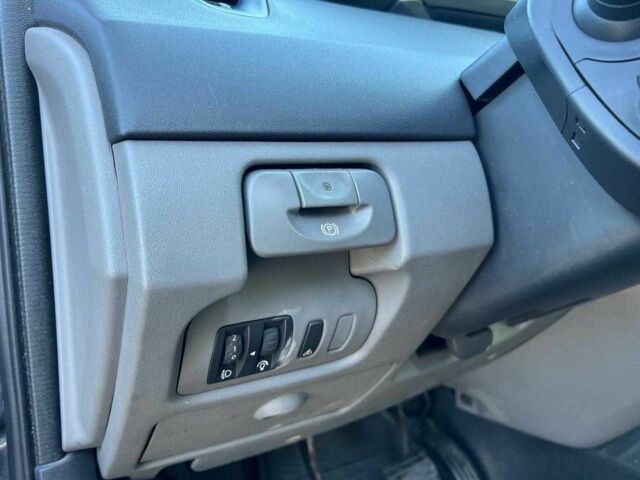 Сірий Рено Сценік, об'ємом двигуна 2 л та пробігом 286 тис. км за 5790 $, фото 16 на Automoto.ua