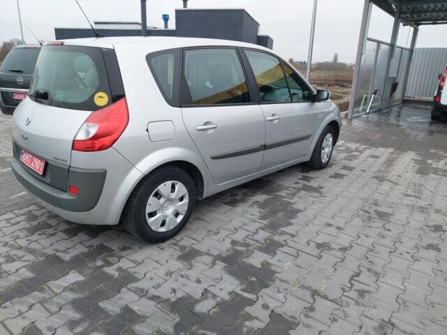 Серый Рено Сценик, объемом двигателя 0 л и пробегом 2 тыс. км за 5500 $, фото 4 на Automoto.ua