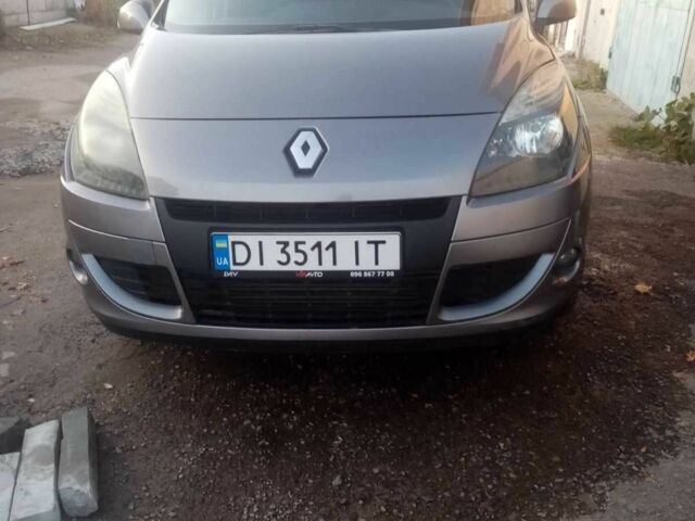 Сірий Рено Сценік, об'ємом двигуна 1.5 л та пробігом 215 тис. км за 5500 $, фото 4 на Automoto.ua