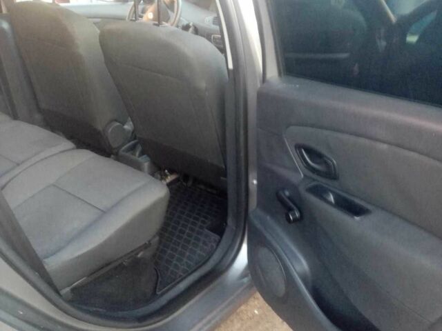 Сірий Рено Сценік, об'ємом двигуна 1.5 л та пробігом 215 тис. км за 5500 $, фото 11 на Automoto.ua